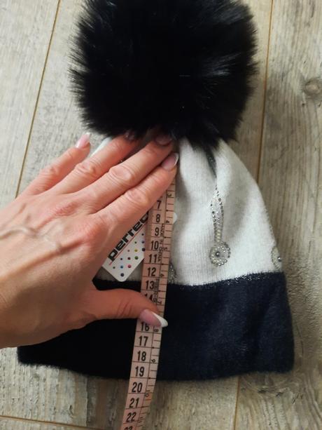 Krásna zimná čiapka, 128