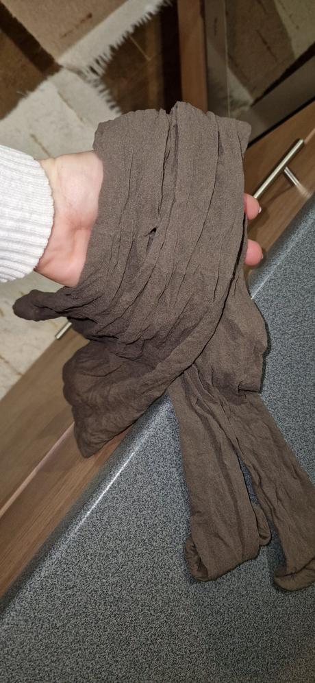 Tmavosede silonky, 164