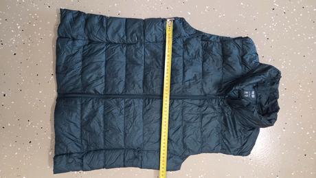 Dámska vesta uniqlo ultra light down, veľkosť s, s