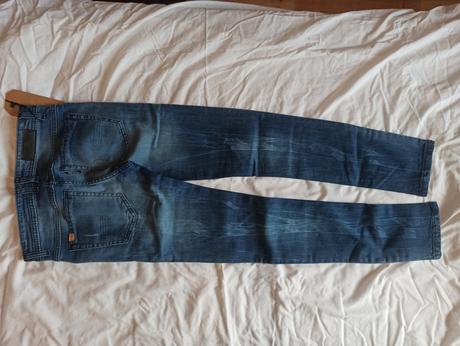 Pánske jeans pre mladého študenta, 32