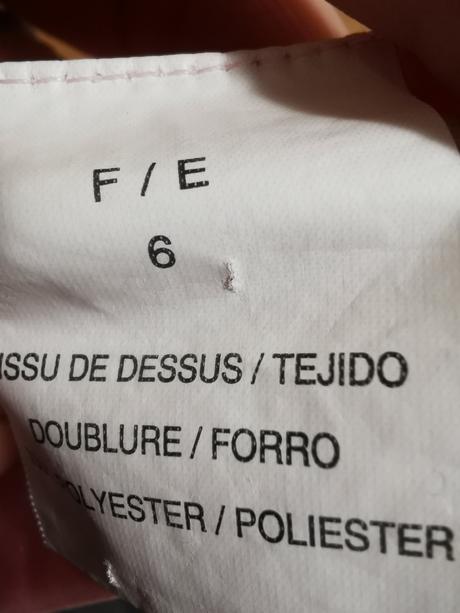 Šaty na príležitosť, 122