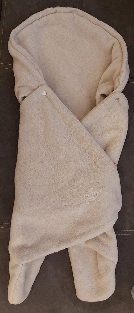 Zavinovačka do autosedačky, 