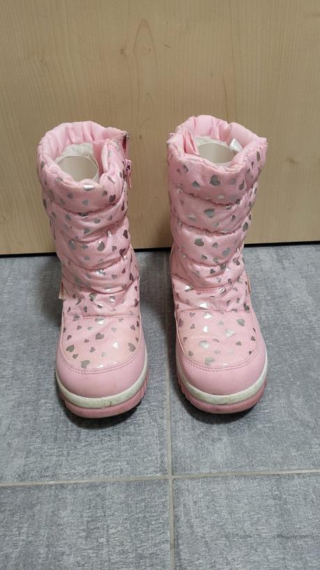 Snehule, deichmann,33