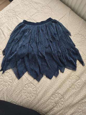 Dievčenská sukňa, 134