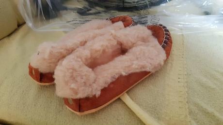 Predám teplé papuče bledo-hnedé veľkosť 38., 38