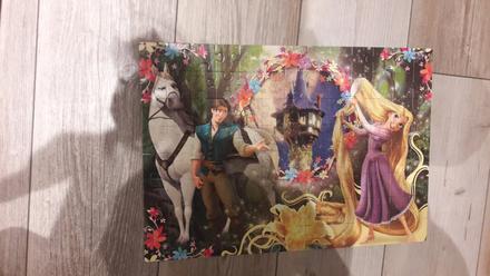 Puzzle na vlásku..., 