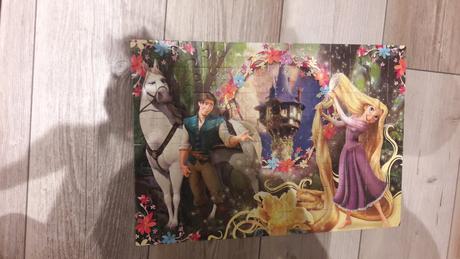 Puzzle na vlásku..., 