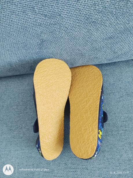 Predám papuče, 30