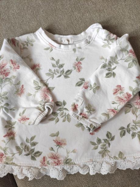 Svetrík newbie s kvetinkami, newbie,74