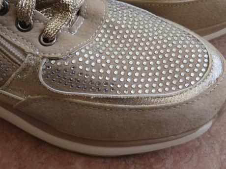 Dámske tenisky s kamienkami - veľ. 39, 39