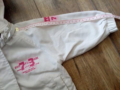 Prechodny kabatik, 74