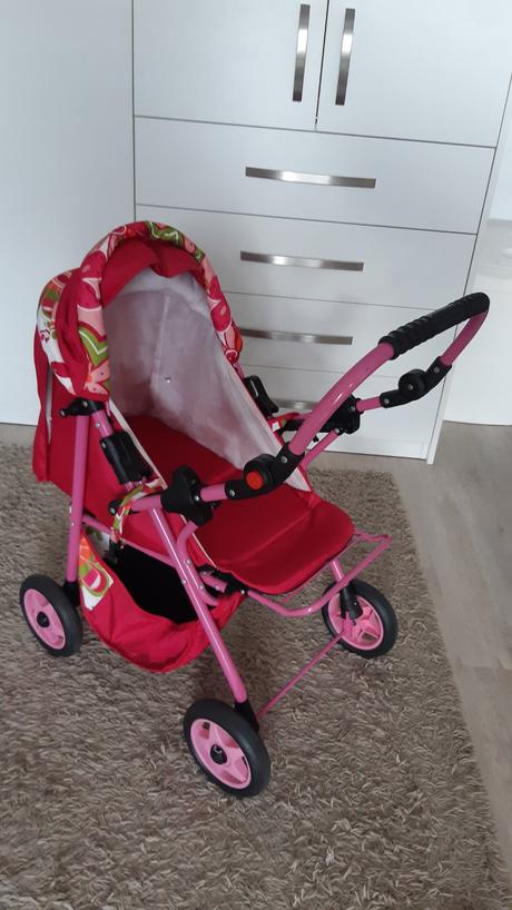 Kočík pre bábiky, 