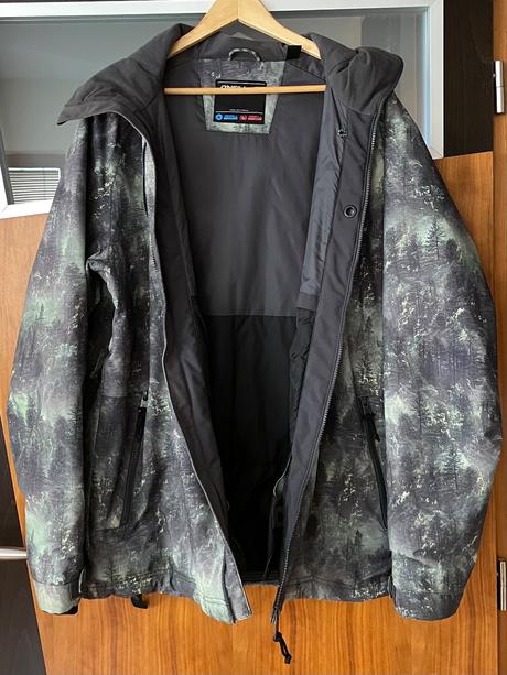 Oneill zimná lyžiarska bunda s potlačou lesa, o'neill,xl