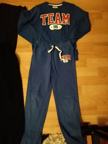 Teplakove supravy, 122–134