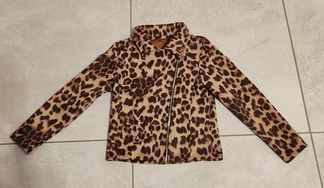 Prechodna bunda top stav, 152