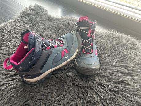 Turistické topanky, 33