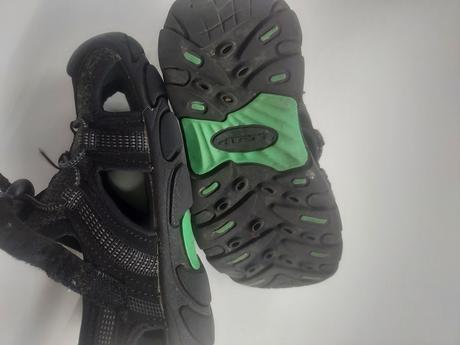 Sandálky super stav loap, loap,26