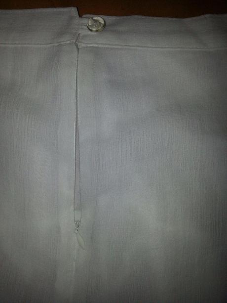 Biela letna sukna, 54