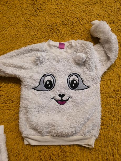 Teplá mikina 104, 104