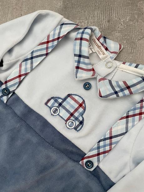 Zamatové dupačky, 50