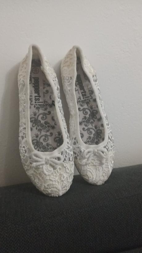 Nádherné krajkované balerínky, 35