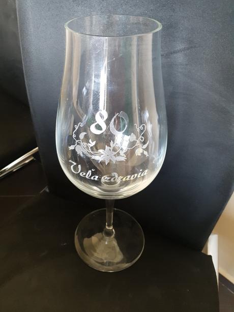 Pohar k 80tke vysoky 36cm.,