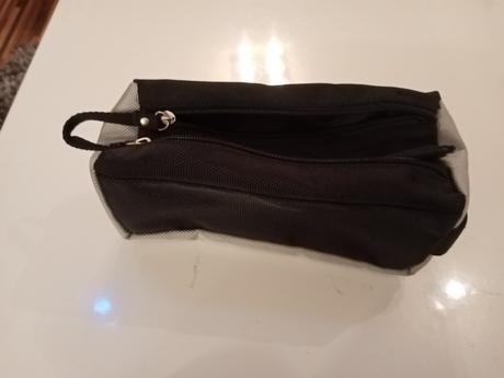 Kozmetická taštička,