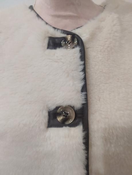 Kožušinova vesta, h&m,s