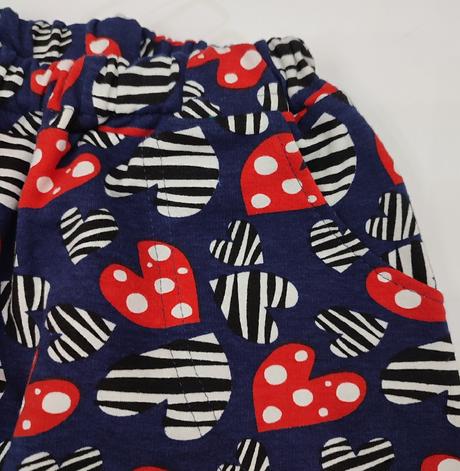 Nohavice s nízkym sedom, 122