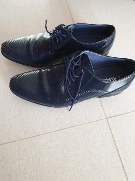 Lakované topánky, 40