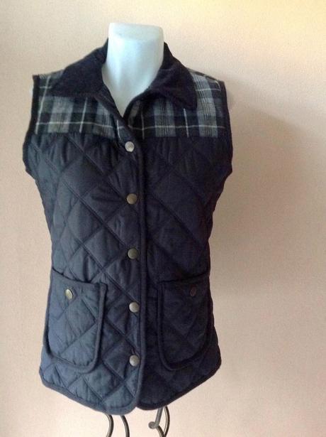 Veľmi pekná vesta, denim,40