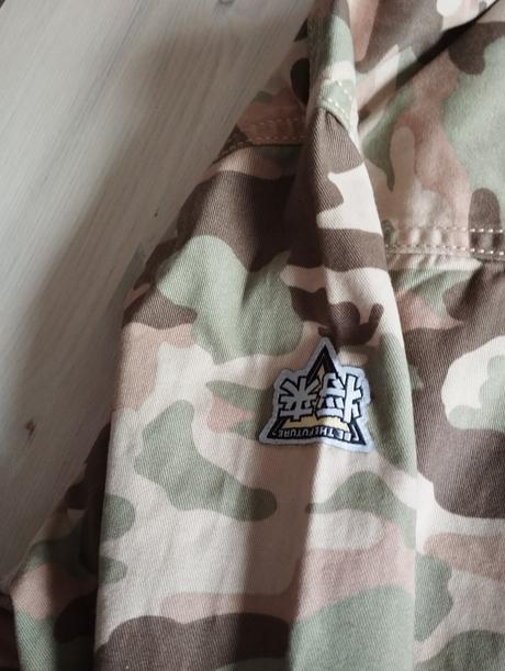 Tenká maskáčová bunda, f&f,158