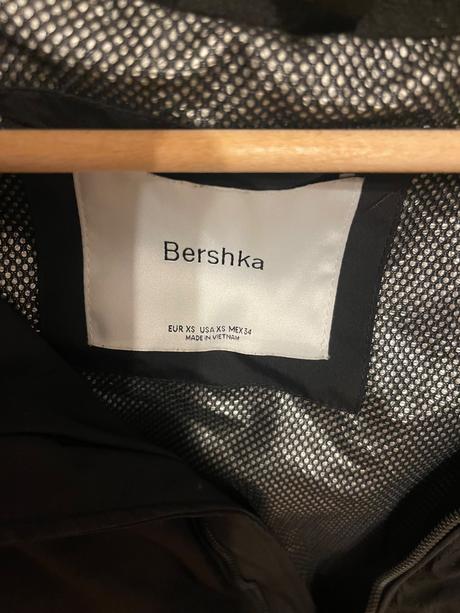 Damska - dievčenská bombera, bershka,s