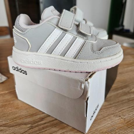 Botasky adidas, adidas,23