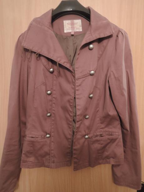 Hnedé sako, reserved,m