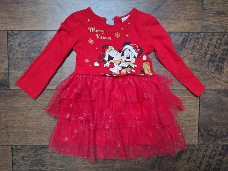 Vianočné šaty, 92