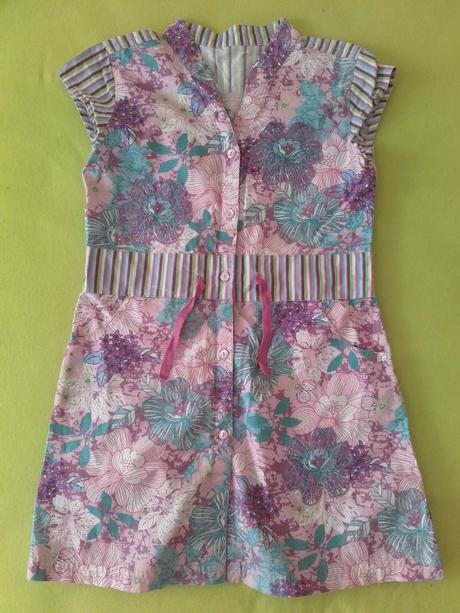 Pekne saty s kvetmi či tunika 5/6 rokov, m&co,116