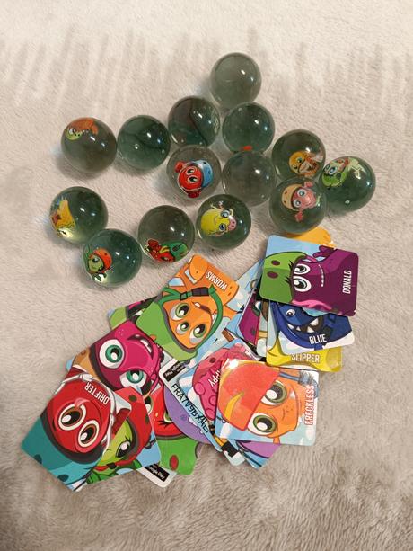 Sklenené guľôčky,