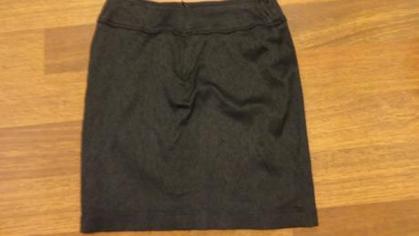Sukňa v. s, s