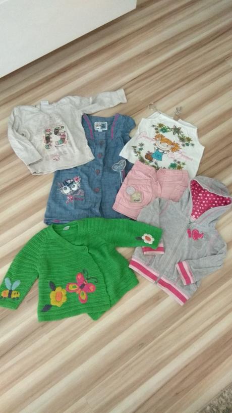 Balík oblečenia next, 86–98