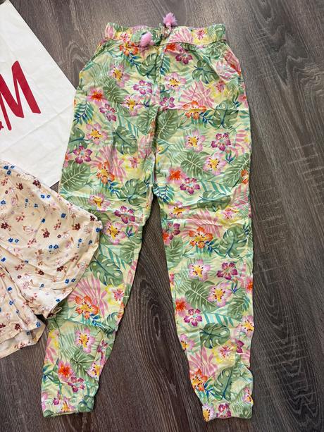 H&m lahke letne dievčenske nohavice na 9-10 rokov, h&m,140
