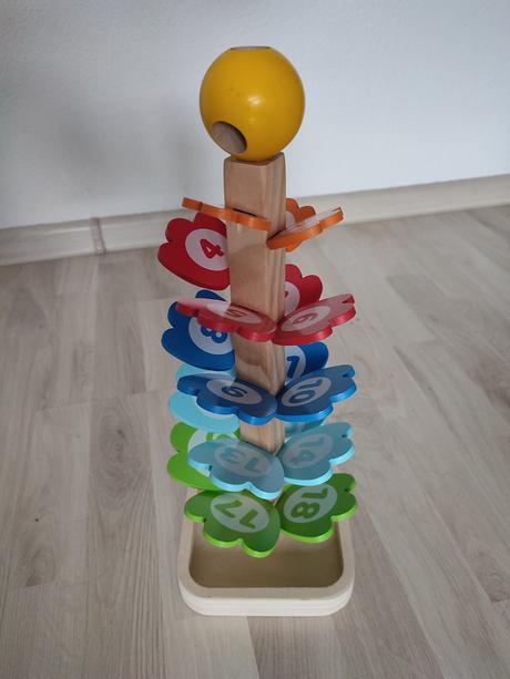 Motioricka hračka - drevená zvonkohra, 