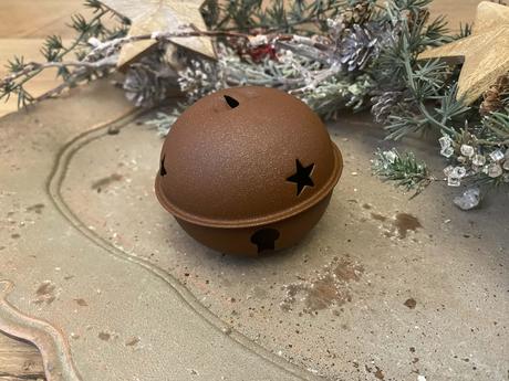 Kovová roľnička v hrdzavom odtieni, 