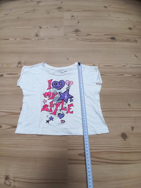 Darujem tricko bez poskodeni, 116