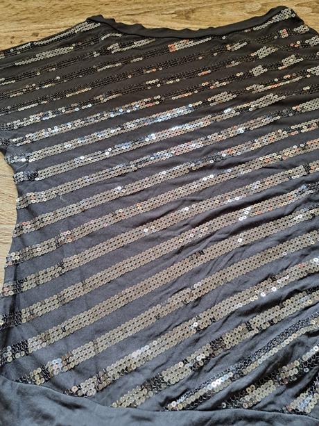 Asymetrické tričko s flitrami, m