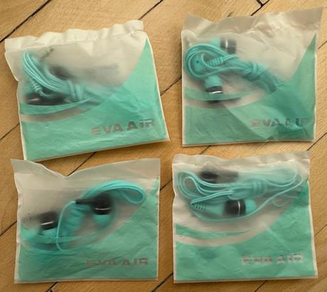 Letiskové slúchadlá eva air 3eur,