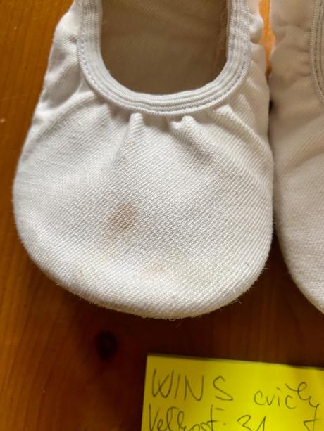 Wins barefoot cvičky, 31