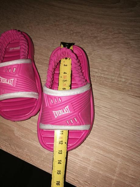 Sandálky, everlast,21