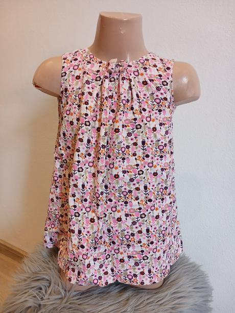 Dievčenské vzorované menčestrové šaty s kvietkami, h&m,98