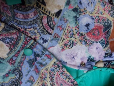 Farebna bundička, 74